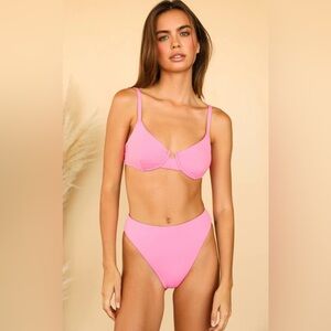 Dippin’ Daisy’s bikini set